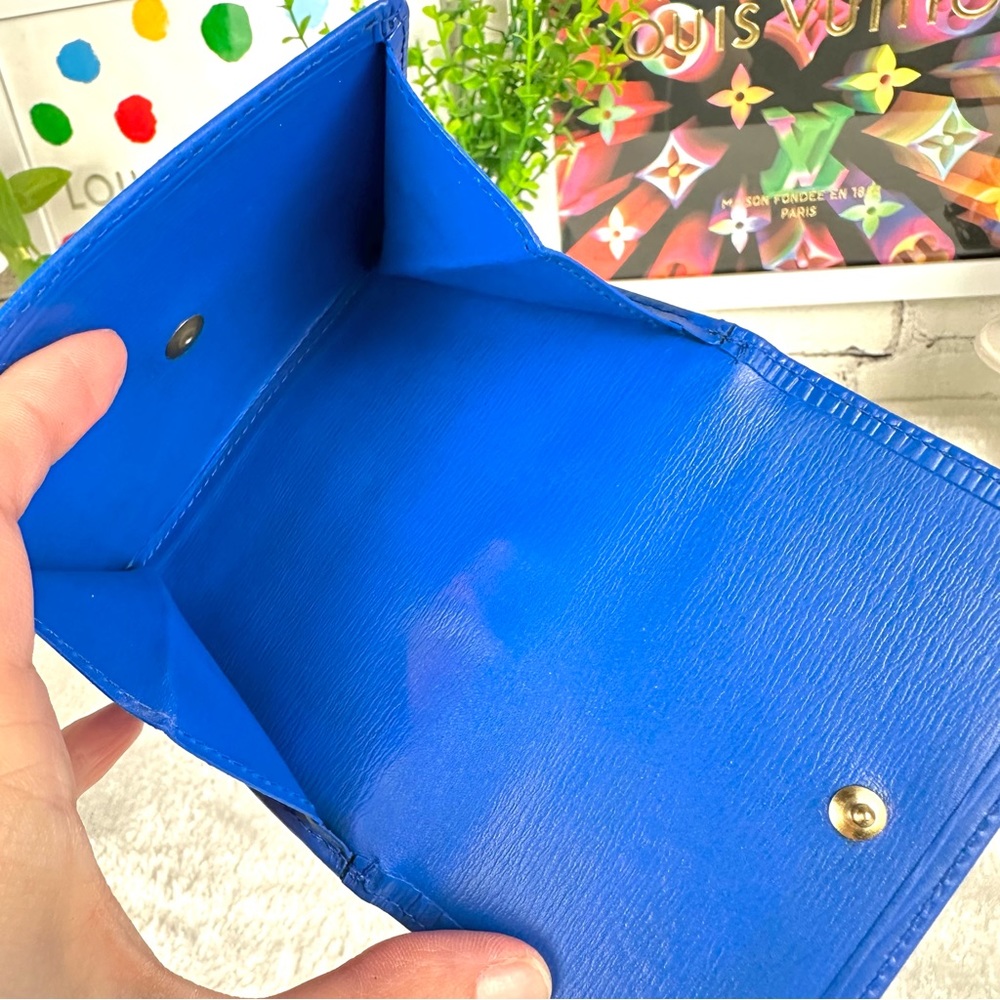Louis Vuitton Epi Leather Blue Compact Trifold Wallet VINTAGE. NICE! - Picture 14 of 16